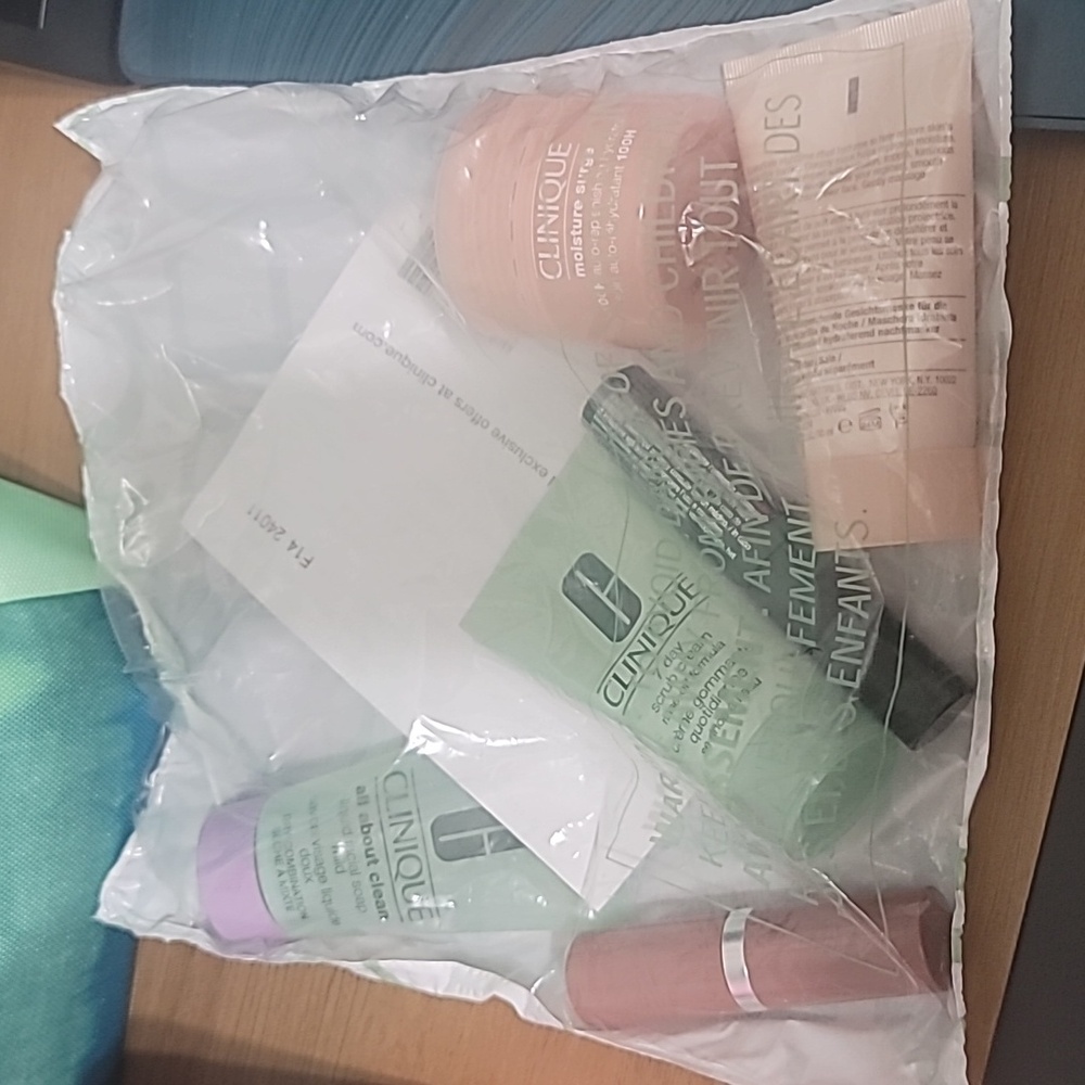 New in bag Clinique Gift Set